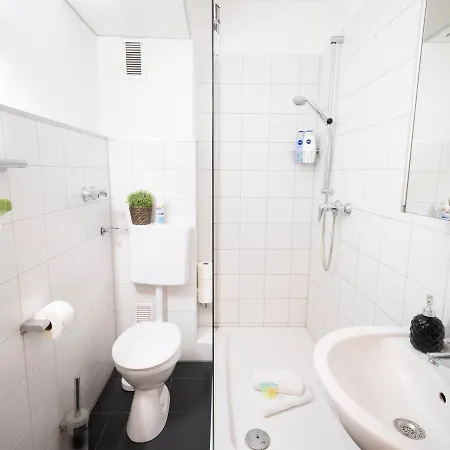 Zentrale & Gemuetliche Mit Sonnenbalkon * Essen