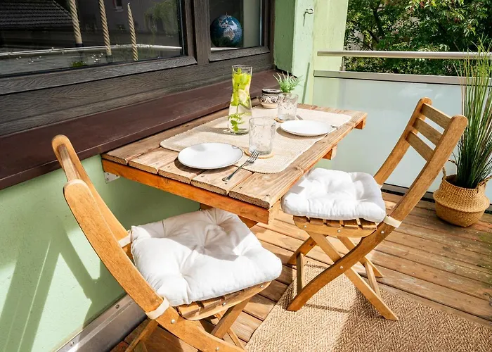 Zentrale & Gemuetliche Mit Sonnenbalkon 公寓